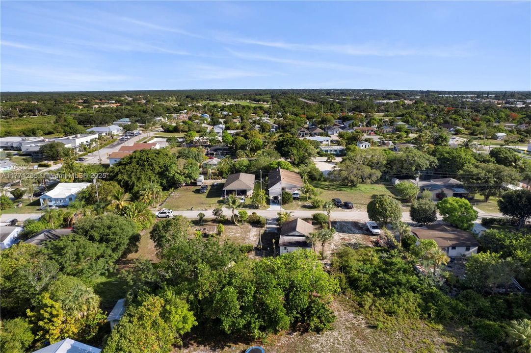 最近售出: $165,000 (2 贝兹, 2 浴室, 1256 平方英尺)