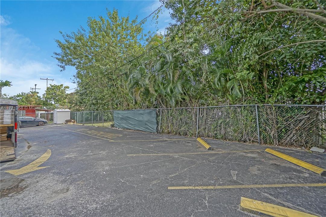 В аренду: $56 (0 спален, 0 ванн, 0 Квадратных фут)