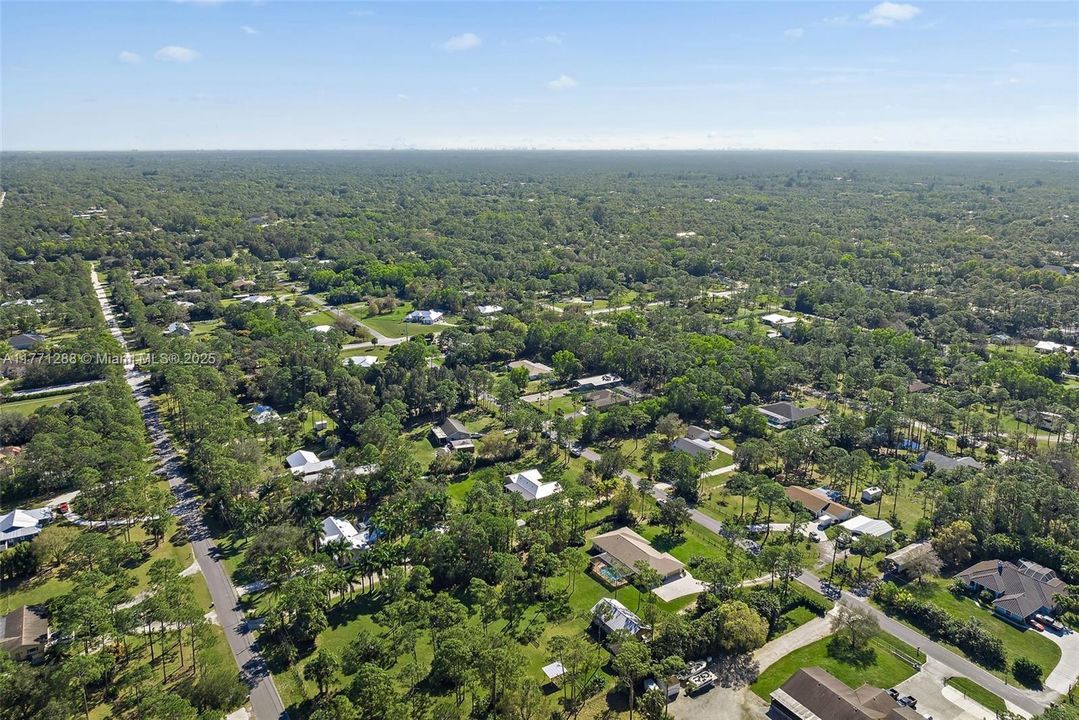 Vendido Recientemente: $775,000 (3 camas, 2 baños, 1789 Pies cuadrados)