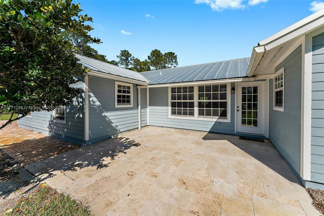 Vendido Recientemente: $775,000 (3 camas, 2 baños, 1789 Pies cuadrados)