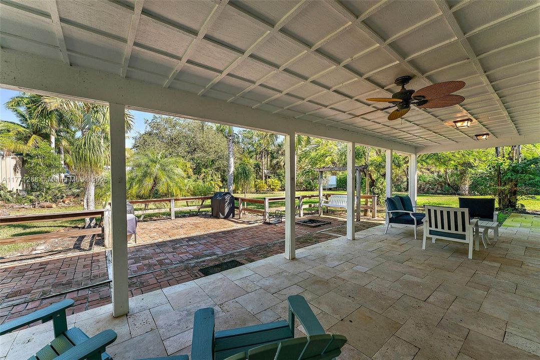 Vendido Recientemente: $775,000 (3 camas, 2 baños, 1789 Pies cuadrados)