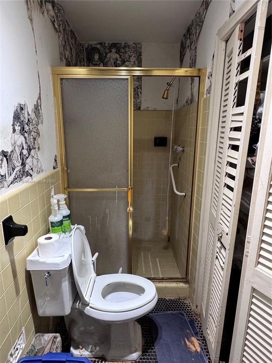 Recently Sold: $419,000 (4 beds, 2 baths, 2114 Square Feet)