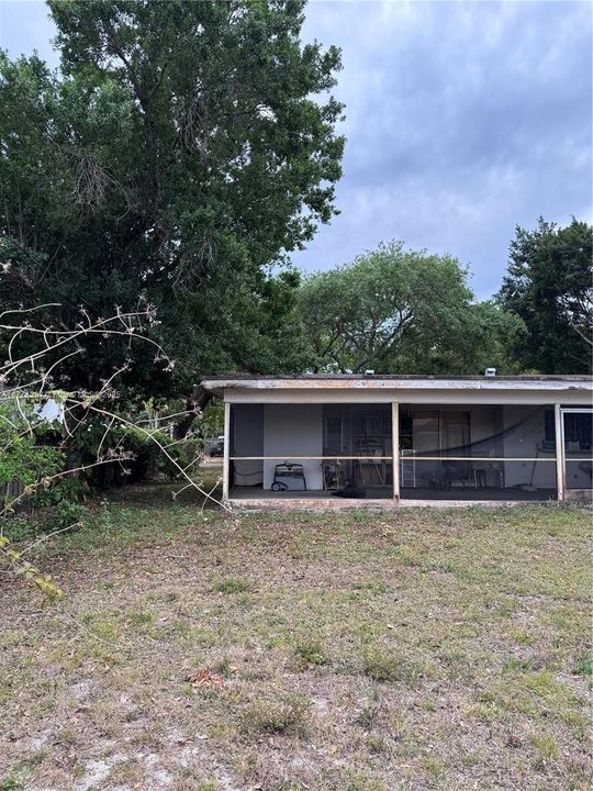 Recently Sold: $419,000 (4 beds, 2 baths, 2114 Square Feet)