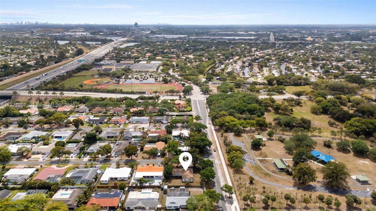 Recently Sold: $419,000 (4 beds, 2 baths, 2114 Square Feet)