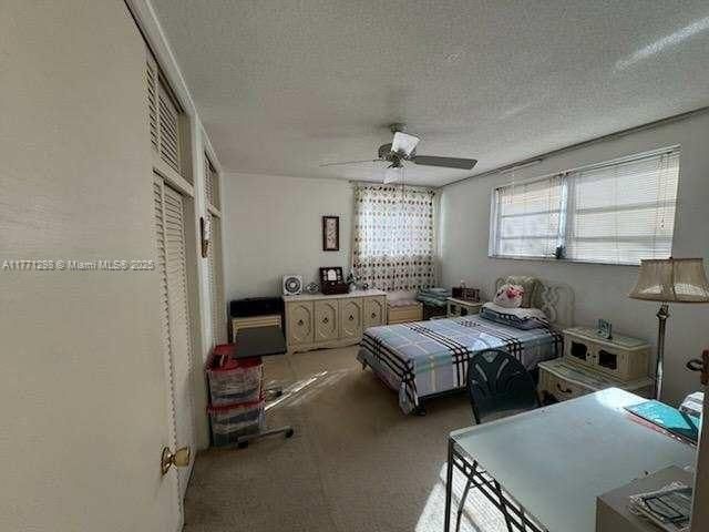 Под контрактом: $50,000 (1 спален, 1 ванн, 688 Квадратных фут)