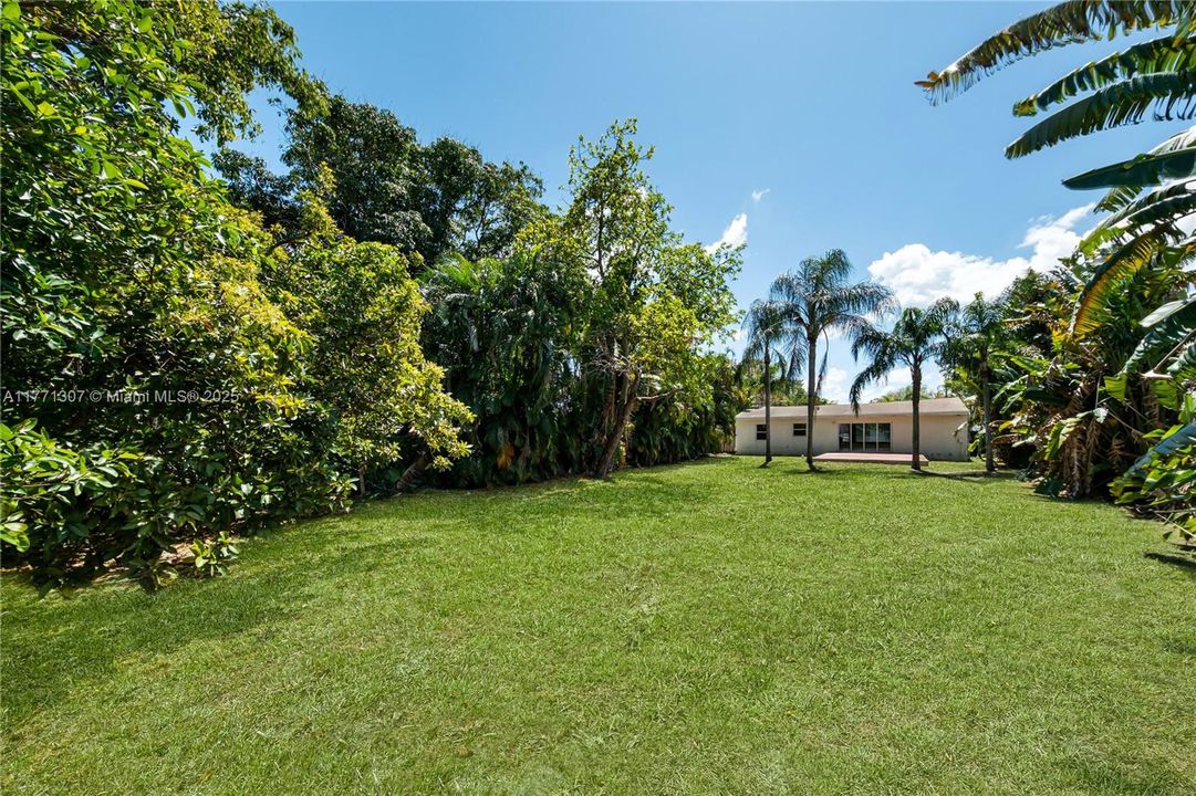 Vendido Recientemente: $450,000 (2 camas, 1 baños, 1260 Pies cuadrados)