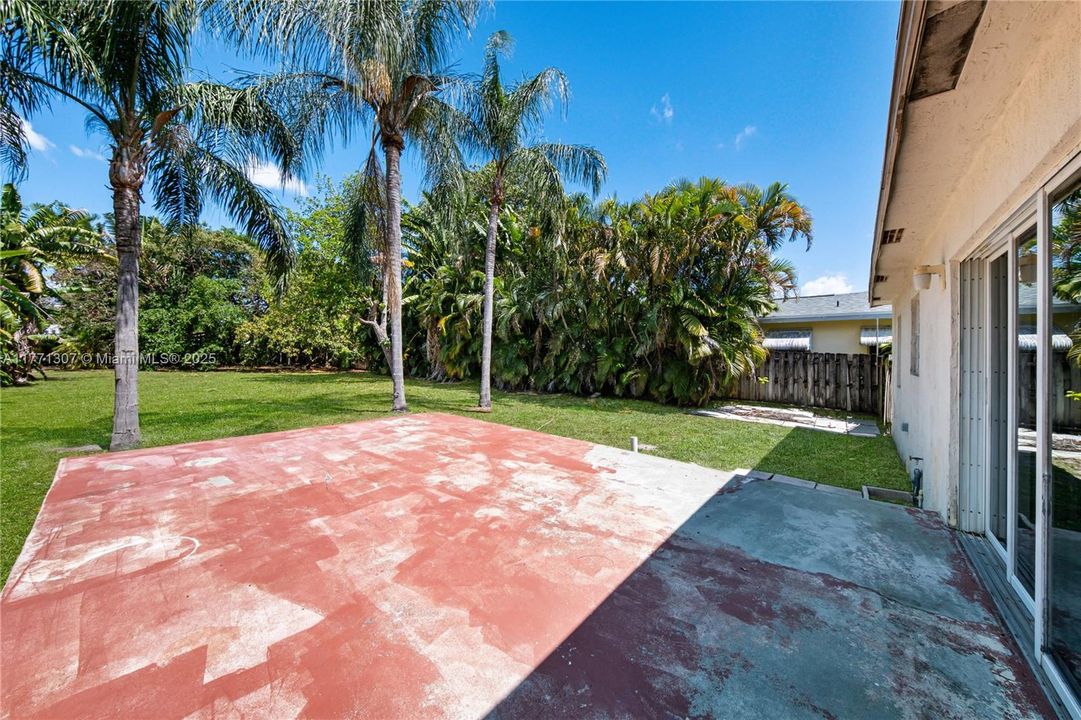 Vendido Recientemente: $450,000 (2 camas, 1 baños, 1260 Pies cuadrados)