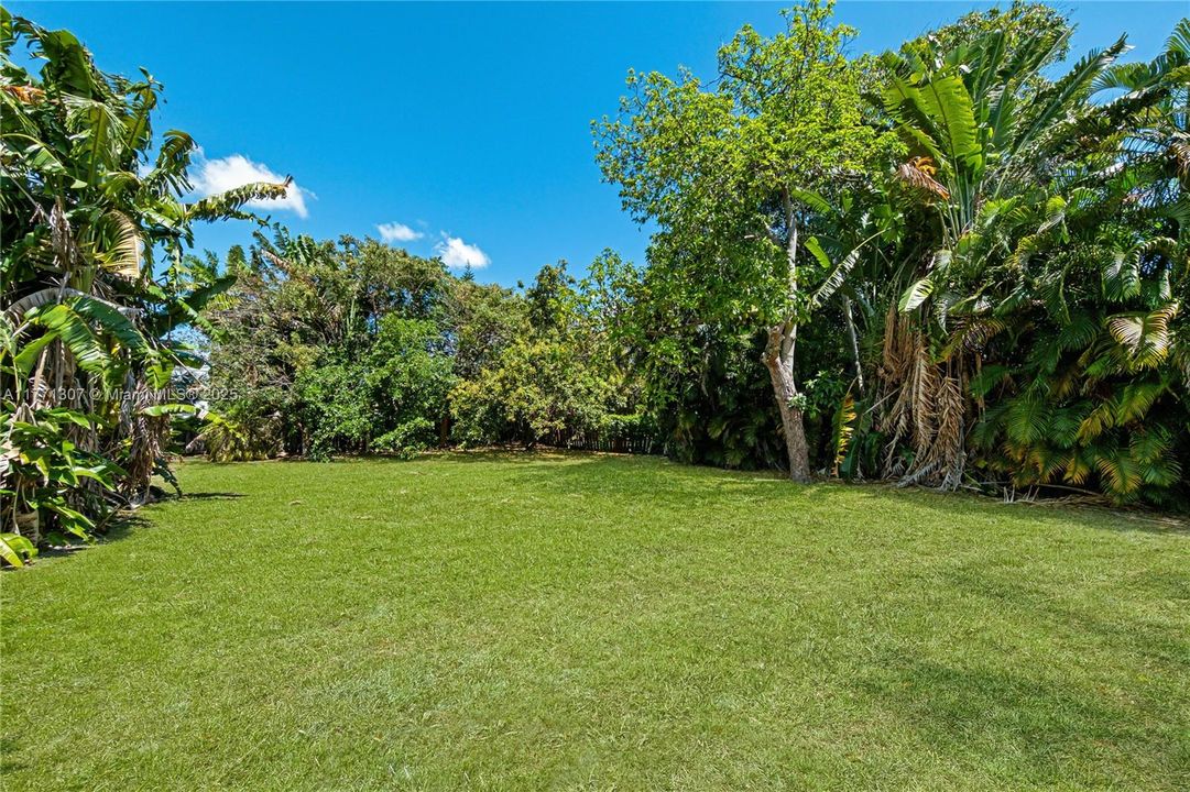 Vendido Recientemente: $450,000 (2 camas, 1 baños, 1260 Pies cuadrados)