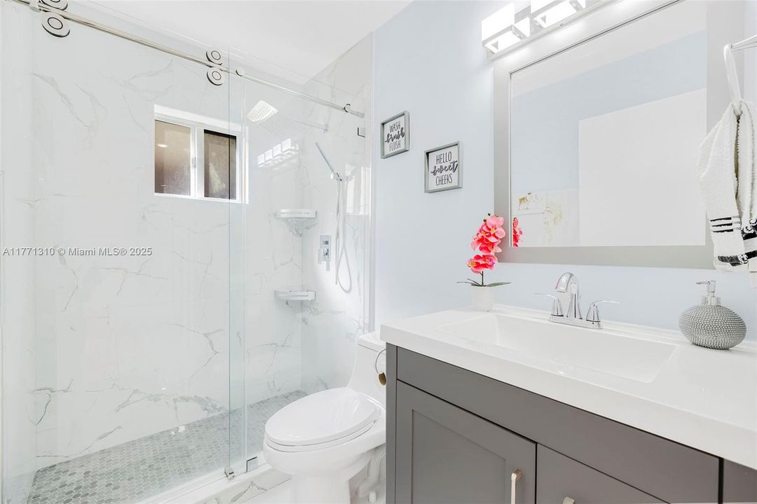 Recently Sold: $599,900 (3 beds, 2 baths, 1472 Square Feet)