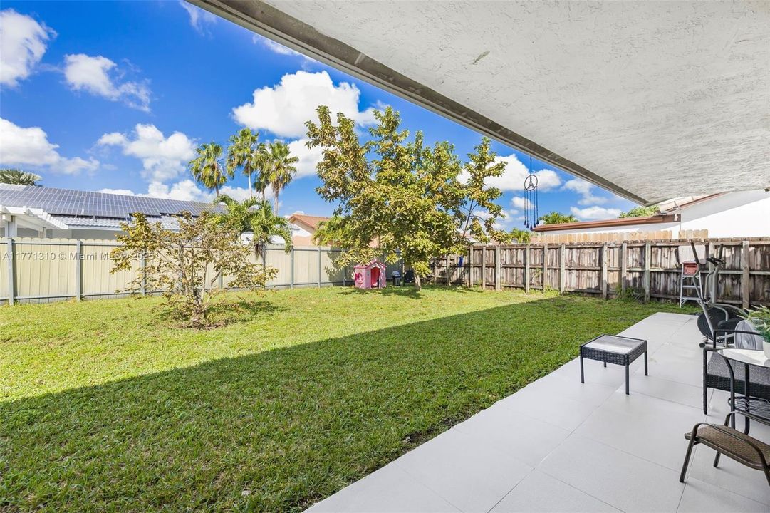 Recently Sold: $599,900 (3 beds, 2 baths, 1472 Square Feet)