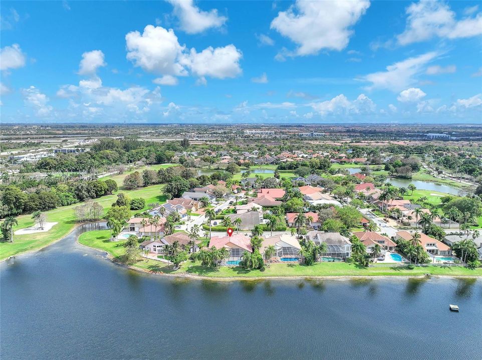 Recently Sold: $1,275,000 (5 beds, 4 baths, 3659 Square Feet)