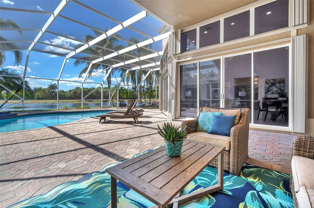 Recently Sold: $1,275,000 (5 beds, 4 baths, 3659 Square Feet)