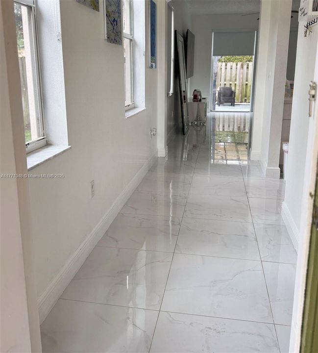 Recently Sold: $315,900 (2 beds, 2 baths, 1040 Square Feet)