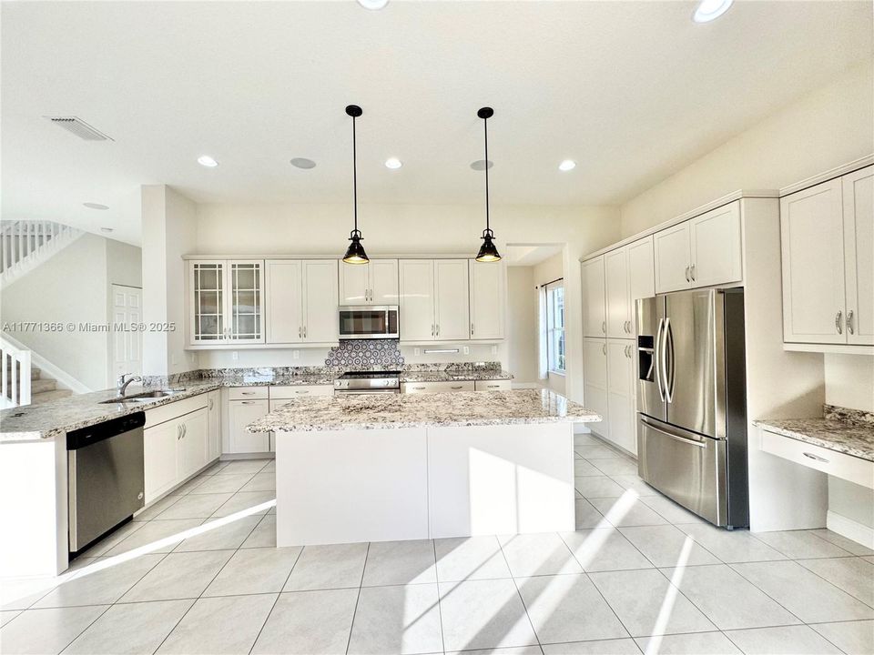 For Sale: $589,900 (4 beds, 3 baths, 3270 Square Feet)