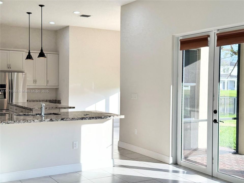 For Sale: $589,900 (4 beds, 3 baths, 3270 Square Feet)