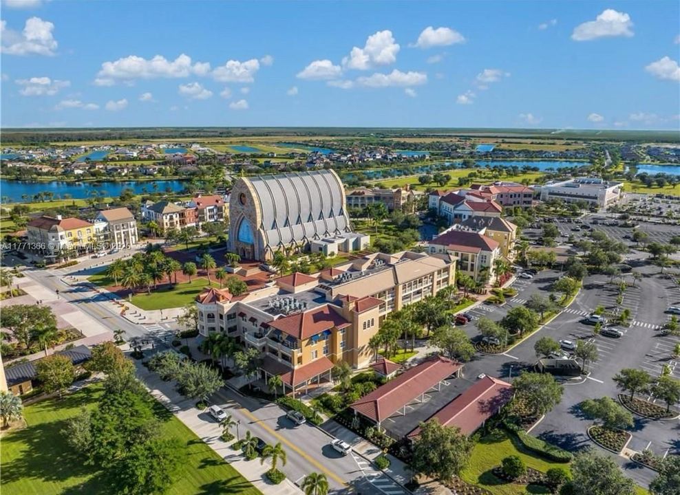 For Sale: $589,900 (4 beds, 3 baths, 3270 Square Feet)