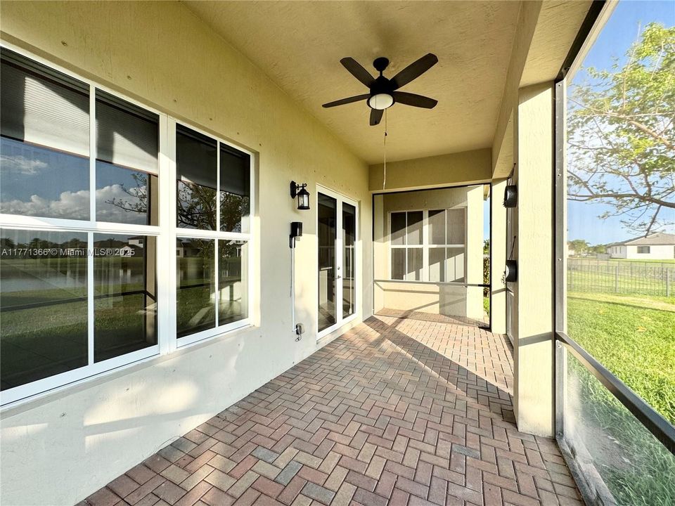 For Sale: $589,900 (4 beds, 3 baths, 3270 Square Feet)