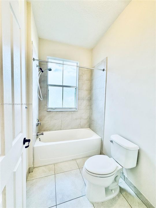 For Sale: $589,900 (4 beds, 3 baths, 3270 Square Feet)
