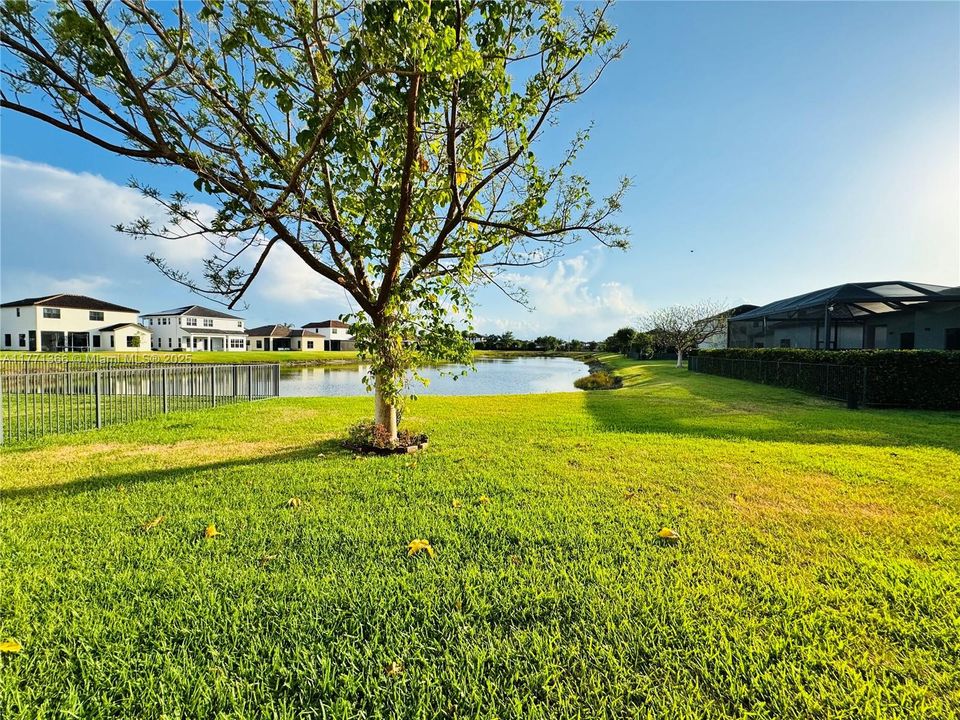 For Sale: $589,900 (4 beds, 3 baths, 3270 Square Feet)