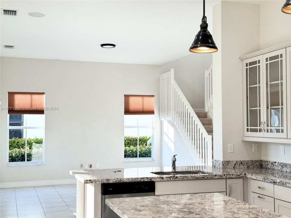 For Sale: $589,900 (4 beds, 3 baths, 3270 Square Feet)