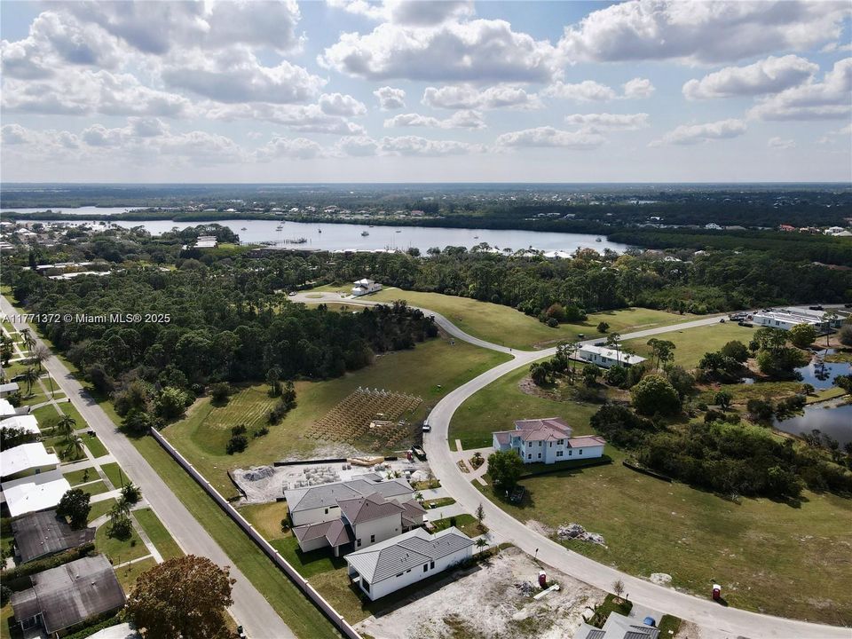 Недавно арендовано: $3,650 (4 спален, 2 ванн, 2719 Квадратных фут)