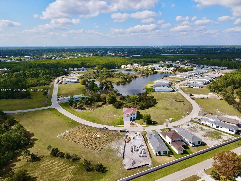 Недавно арендовано: $3,650 (4 спален, 2 ванн, 2719 Квадратных фут)