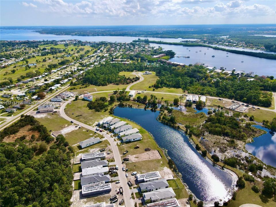 Недавно арендовано: $3,650 (4 спален, 2 ванн, 2719 Квадратных фут)