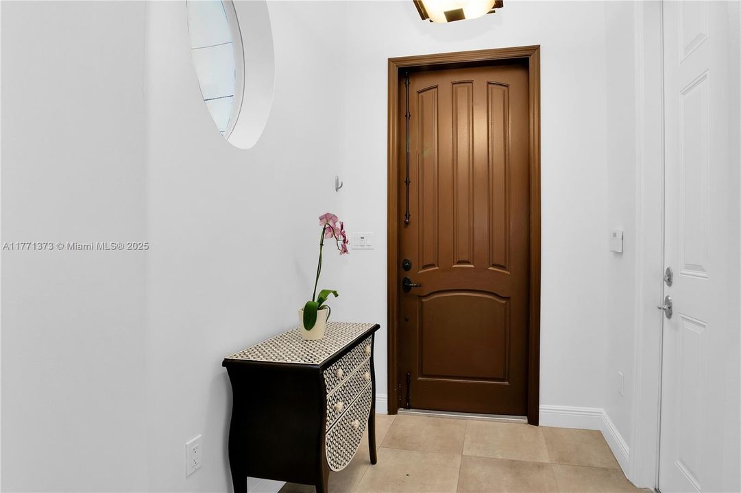 Недавно арендовано: $7,000 (4 спален, 3 ванн, 3330 Квадратных фут)