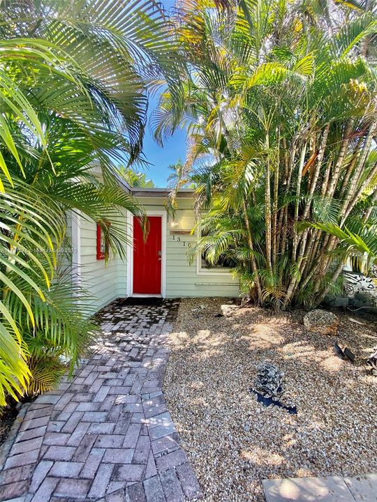 Active With Contract: $1,185,000 (0 beds, 0 baths, 0 Square Feet)