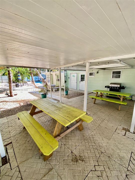 Active With Contract: $1,185,000 (0 beds, 0 baths, 0 Square Feet)