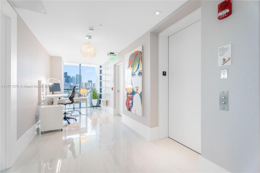 For Sale: $2,575,000 (2 beds, 2 baths, 2462 Square Feet)