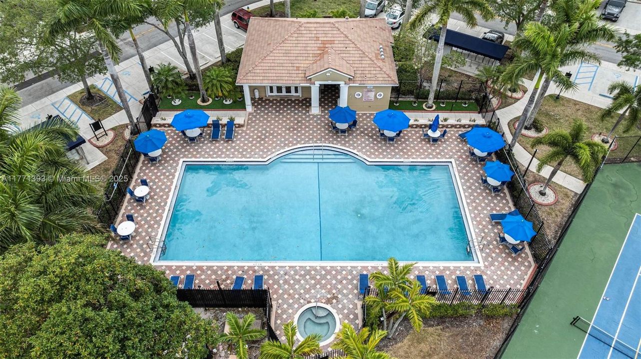 Recientemente alquilado: $2,750 (2 camas, 2 baños, 1169 Pies cuadrados)