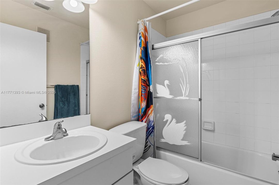 Recientemente alquilado: $2,750 (2 camas, 2 baños, 1169 Pies cuadrados)