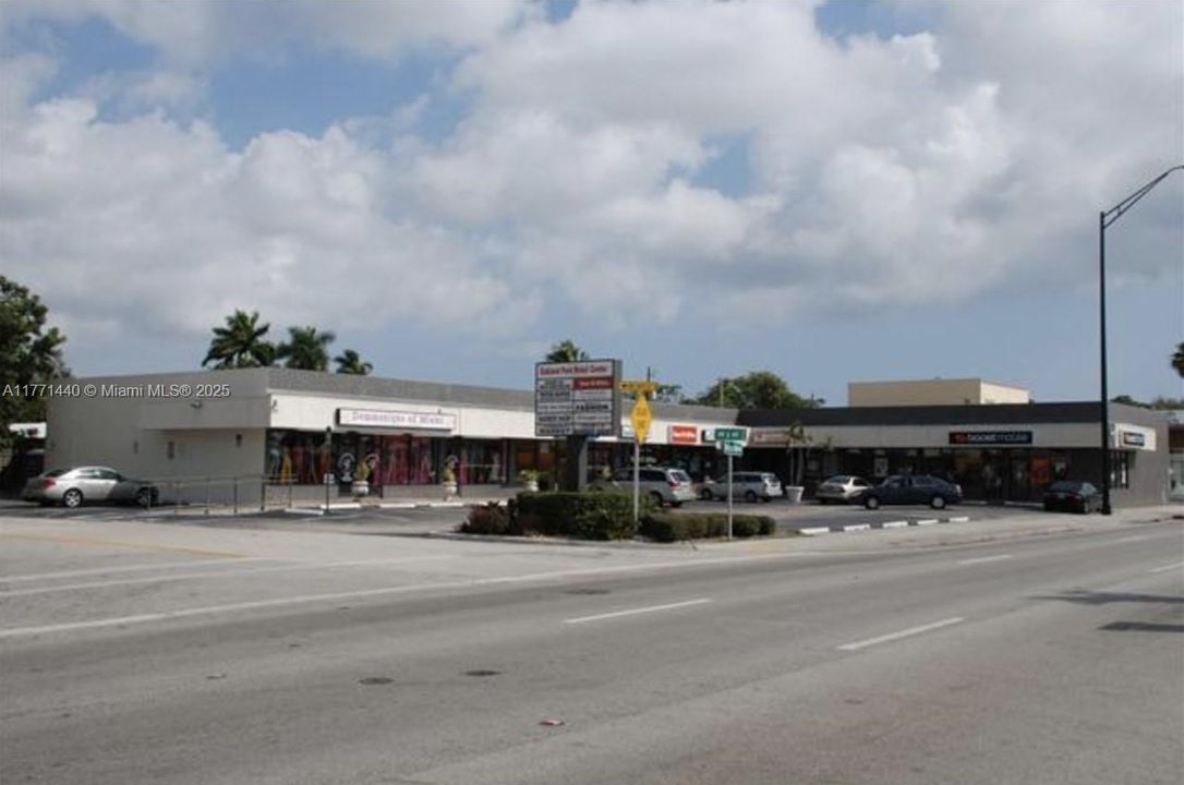 出租: $2,400 (0 贝兹, 0 浴室, 0 平方英尺)