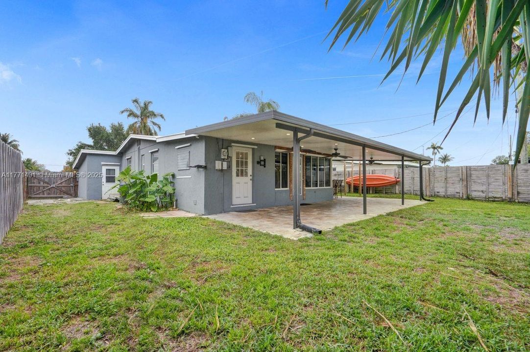 Vendido Recientemente: $425,000 (3 camas, 2 baños, 1128 Pies cuadrados)