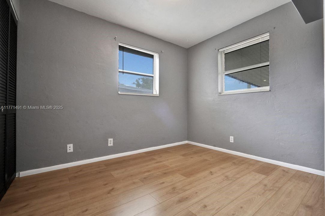 Vendido Recientemente: $425,000 (3 camas, 2 baños, 1128 Pies cuadrados)