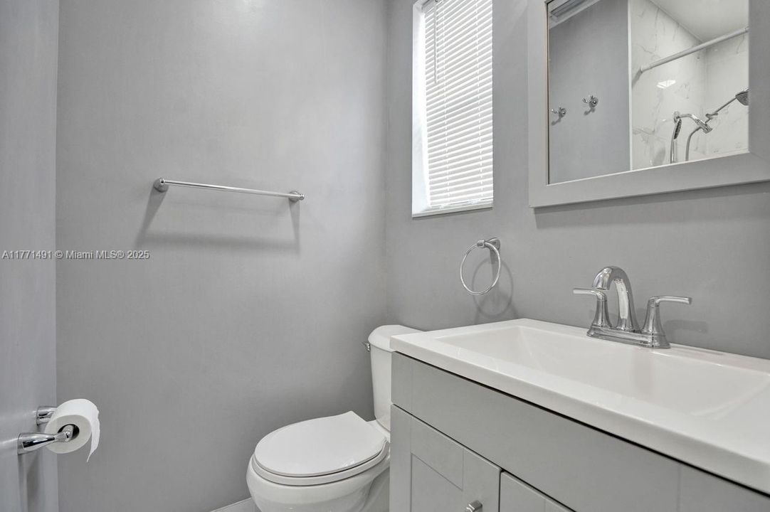 Vendido Recientemente: $425,000 (3 camas, 2 baños, 1128 Pies cuadrados)