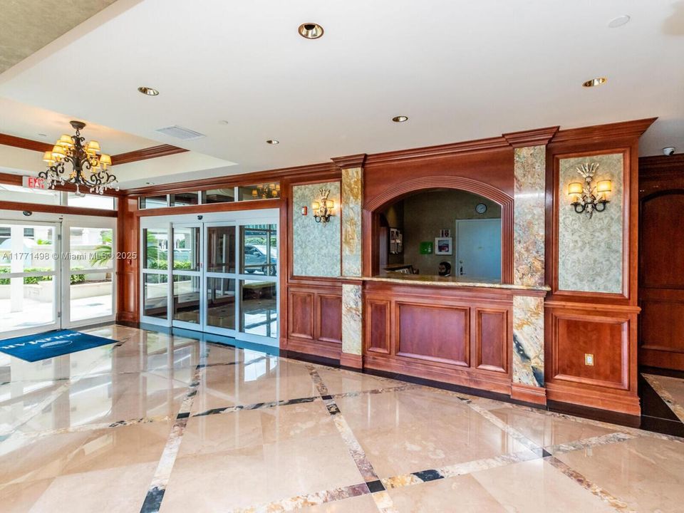 Recently Sold: $1,175,000 (3 beds, 2 baths, 1650 Square Feet)