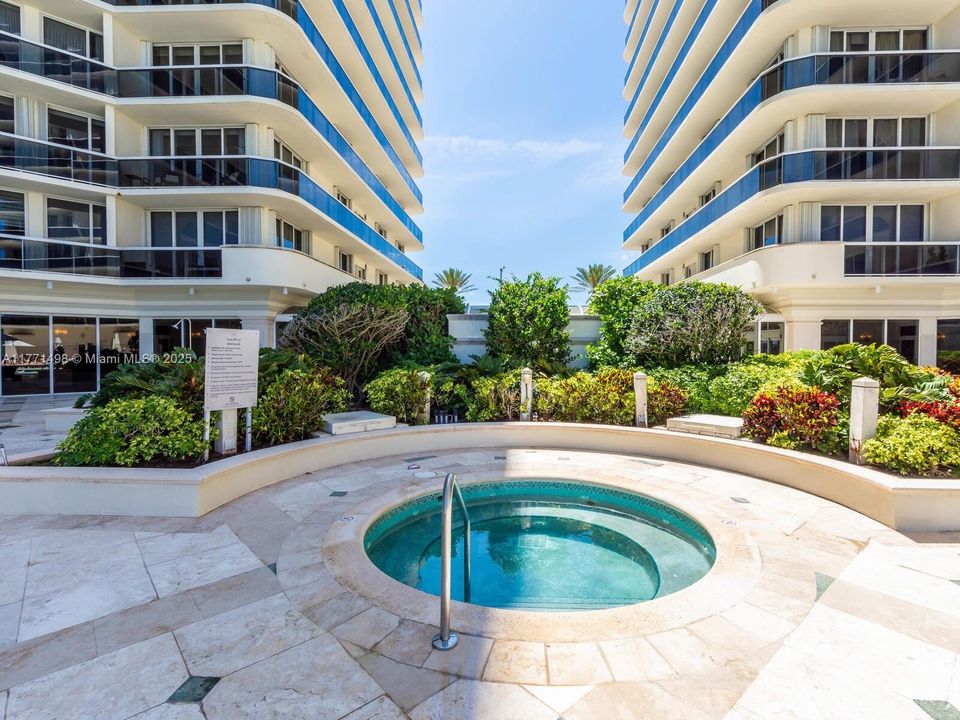 Recently Sold: $1,175,000 (3 beds, 2 baths, 1650 Square Feet)