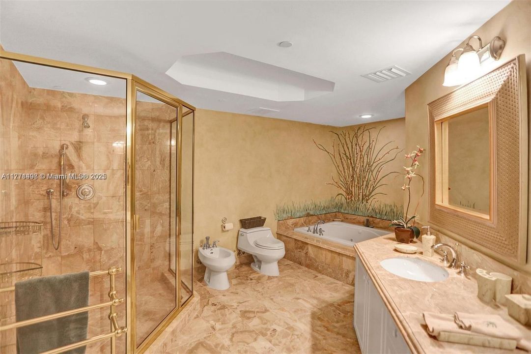 Recently Sold: $1,175,000 (3 beds, 2 baths, 1650 Square Feet)