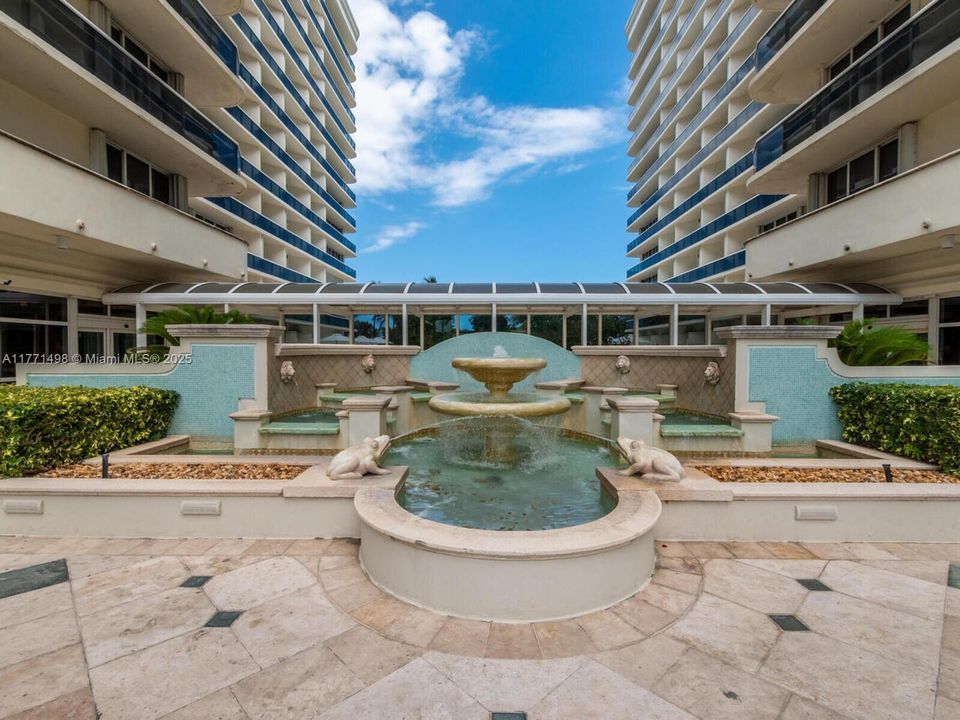 Recently Sold: $1,175,000 (3 beds, 2 baths, 1650 Square Feet)