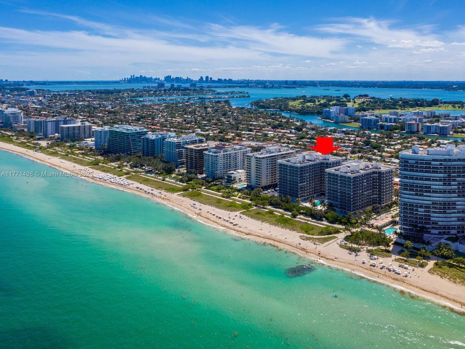 Recently Sold: $1,175,000 (3 beds, 2 baths, 1650 Square Feet)