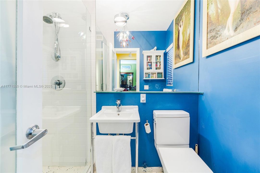 Vendido Recientemente: $200,000 (0 camas, 1 baños, 423 Pies cuadrados)