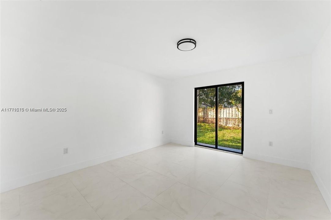 Recently Rented: $3,900 (4 beds, 2 baths, 0 Square Feet)