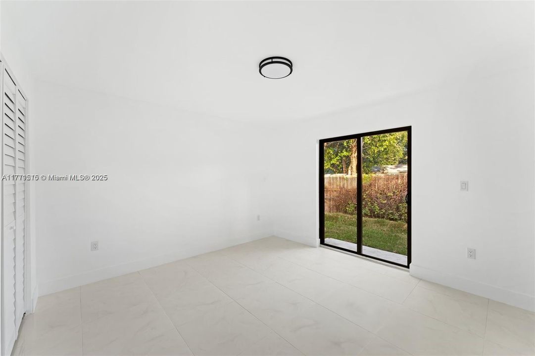 Recently Rented: $3,900 (4 beds, 2 baths, 0 Square Feet)