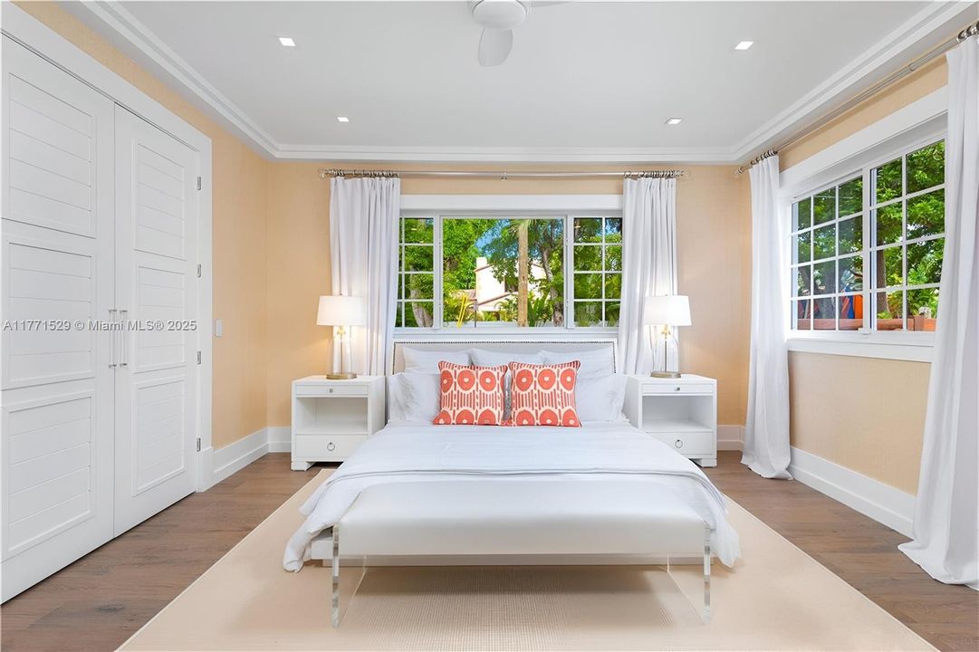 For Sale: $4,100,000 (3 beds, 3 baths, 2761 Square Feet)