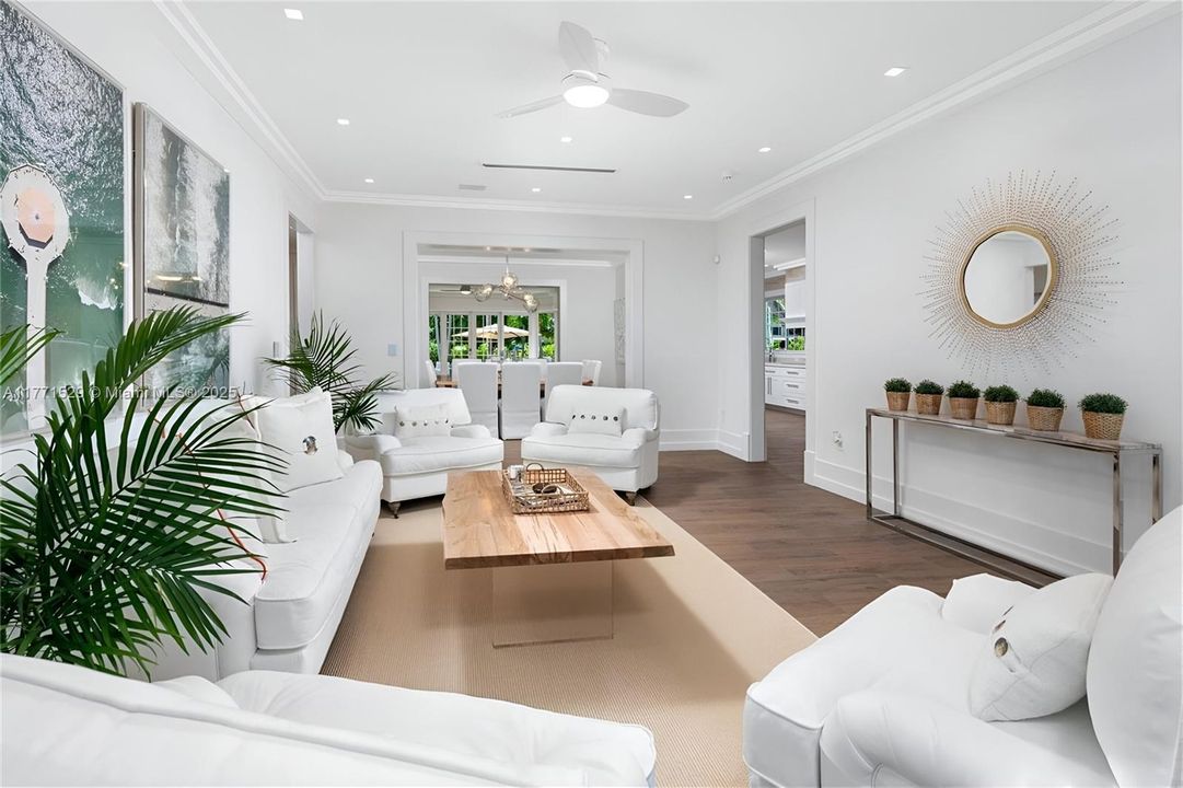 For Sale: $4,100,000 (3 beds, 3 baths, 2761 Square Feet)