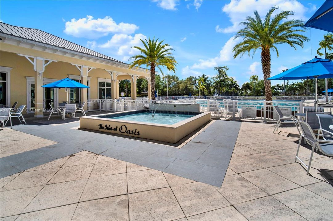 Recently Sold: $225,000 (2 beds, 2 baths, 1048 Square Feet)