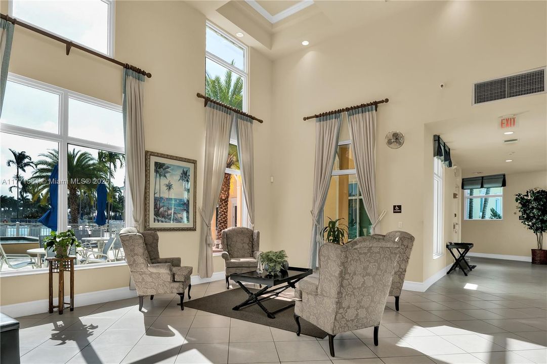 Recently Sold: $225,000 (2 beds, 2 baths, 1048 Square Feet)