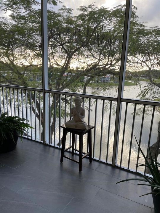 For Sale: $539,000 (3 beds, 2 baths, 1700 Square Feet)